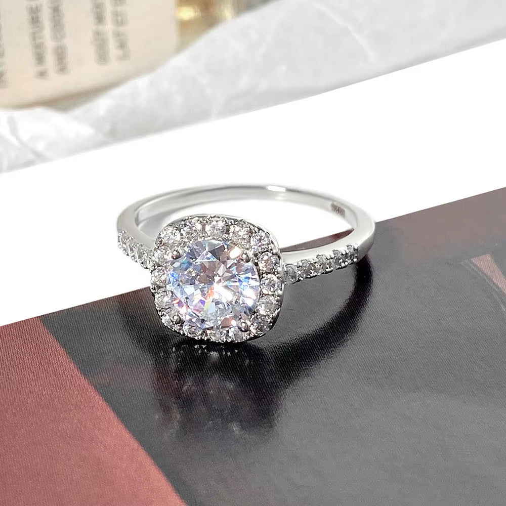 Classic S925 Sterling Silver Engagement Ring with 5A Cubic Zirconia